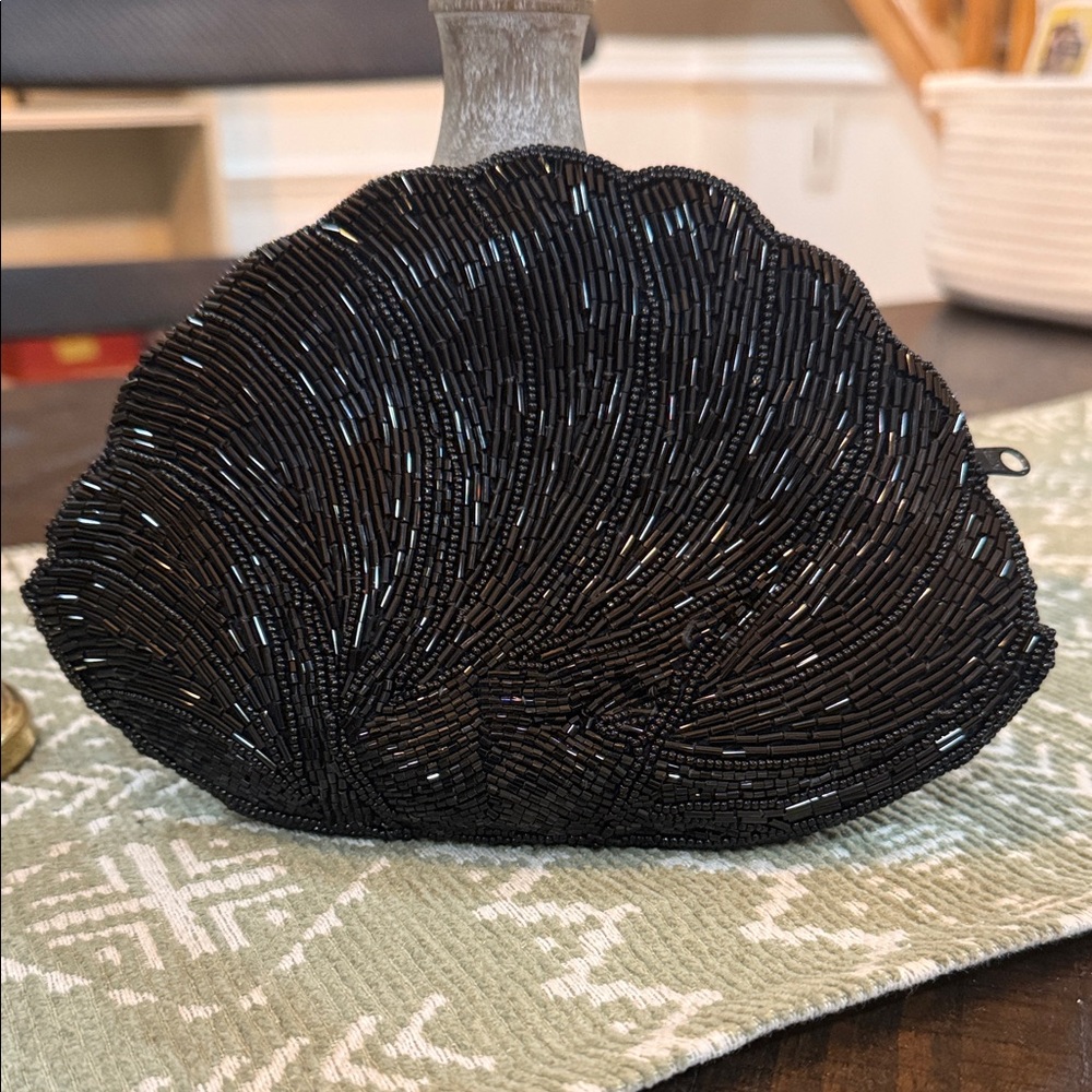 Magid Black Beaded Clam Shell‎ Shaped Evening Clutch